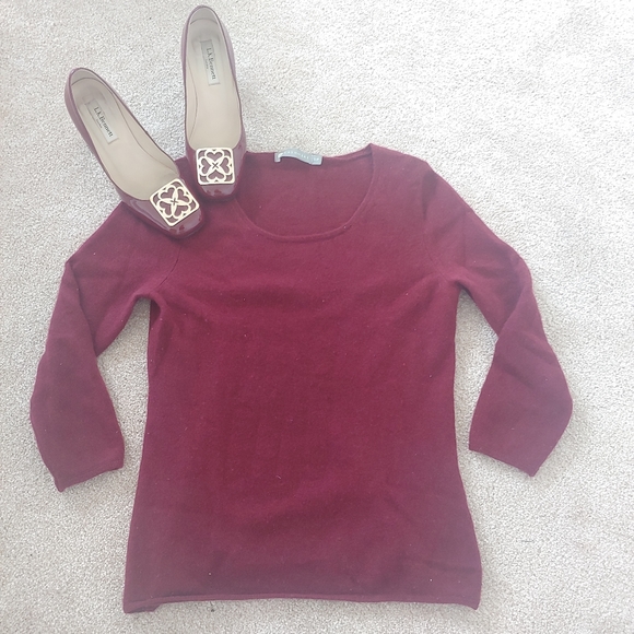 Burgundy Cashmere Sweater // Size XS - Picture 2 of 8